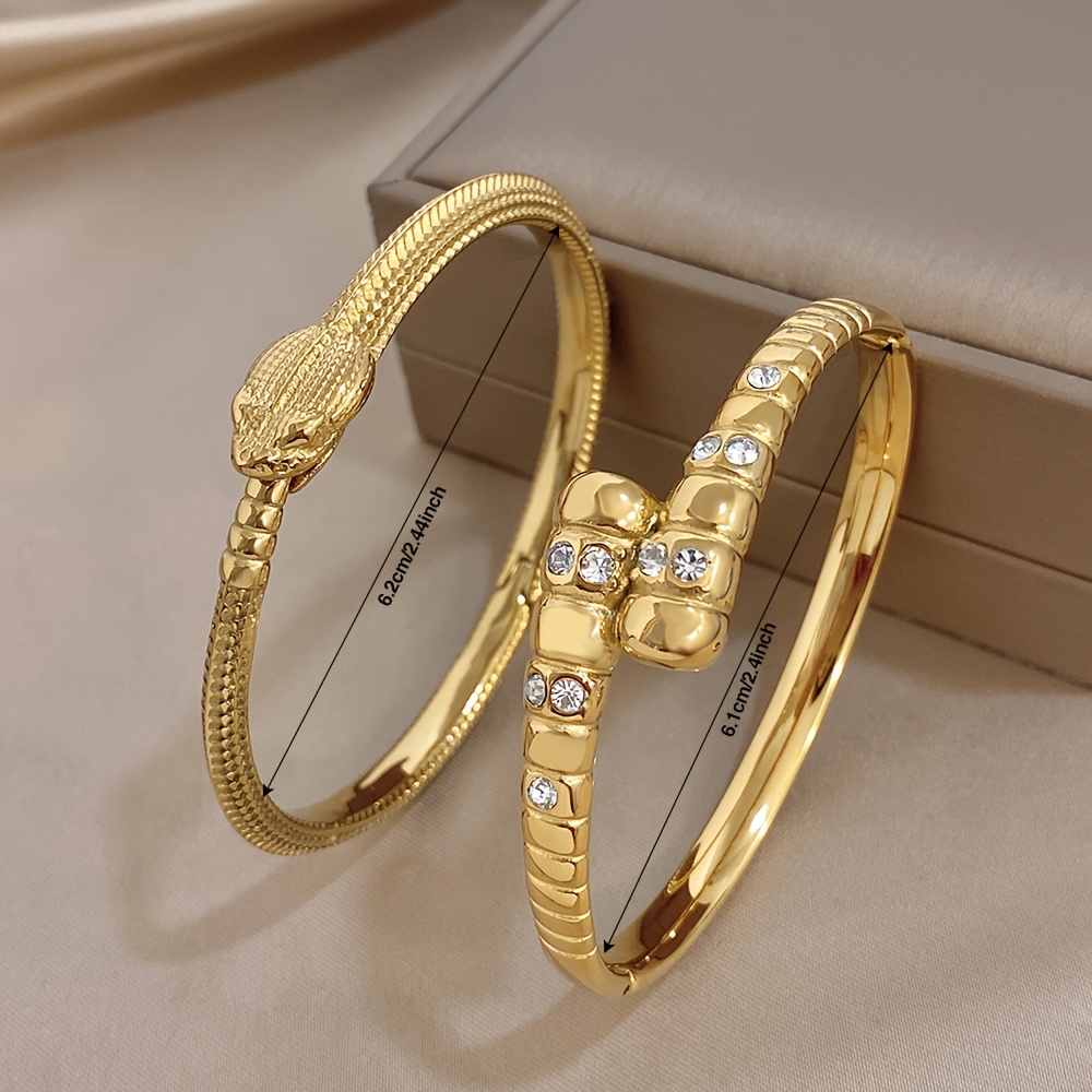 2pcs Luxury Metal Texture Bangle Bracelet Set with Rhinestones