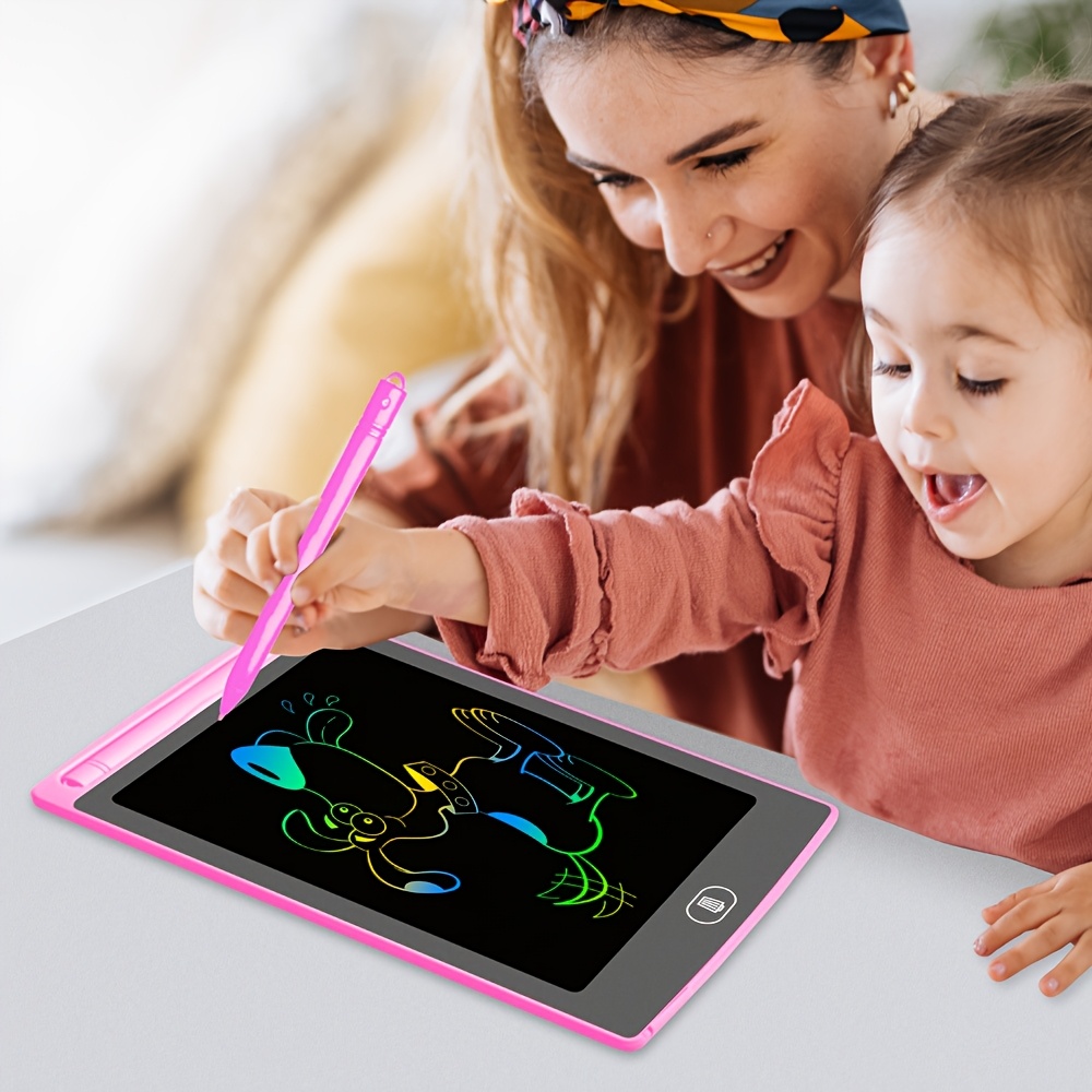 La tableta de escritura LCD está disponible en tamaños de 6.5, 8.5, 12 y 40.64 cm, atendiendo a diversas necesidades. Permite borrar fácilmente con un clic los garabatos, lo que permite la creatividad en el dibujo, cálculos, notas y borradores.