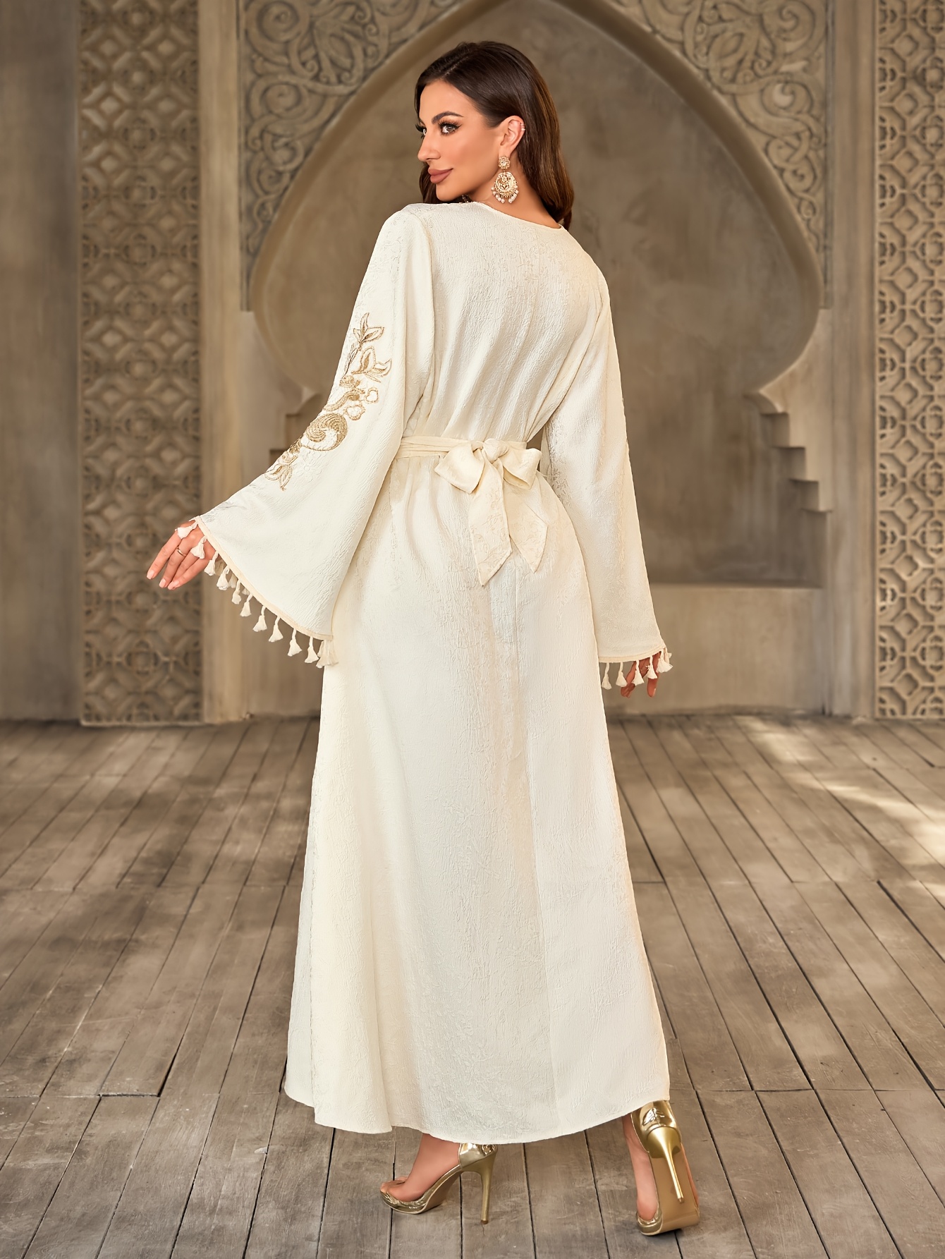 a traditional long dress women in arabic style featuring - Temu Saudi Arabia