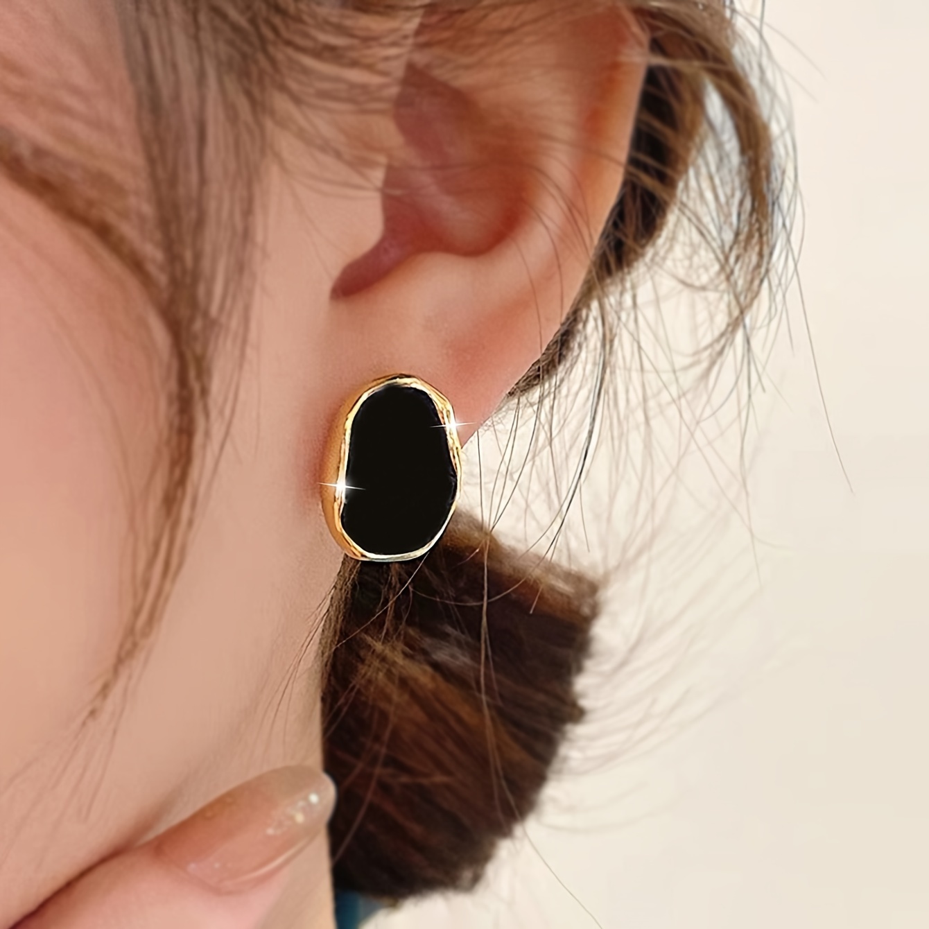 

Boucles d'Oreilles d' Noires Ovales Géométriques - Tiges en , Parfaites & les