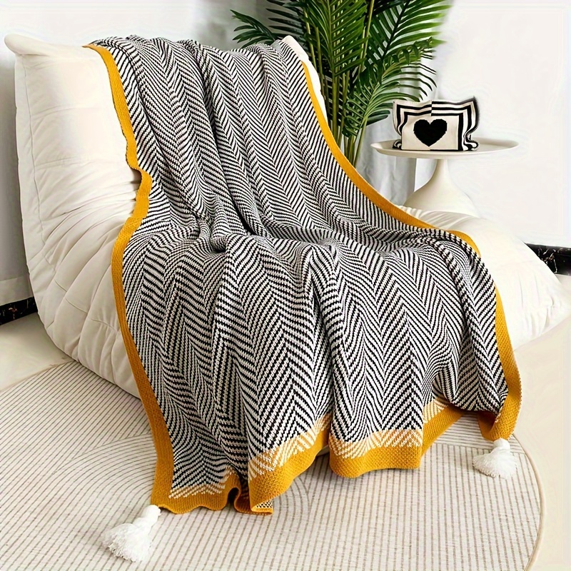 

Style Knitted Throw Blanket With Striped Pattern – Theme Acrylic Soft Breathable Warm Nap Blanket For Office, Couch, Car, Bed – Multipurpose Decorative Throw With Special Features