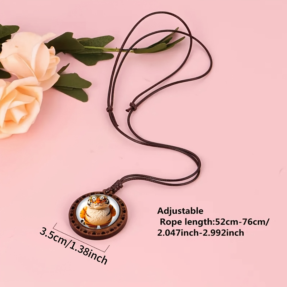 Tiger Glaring Heart Necklace, Bohemian Style