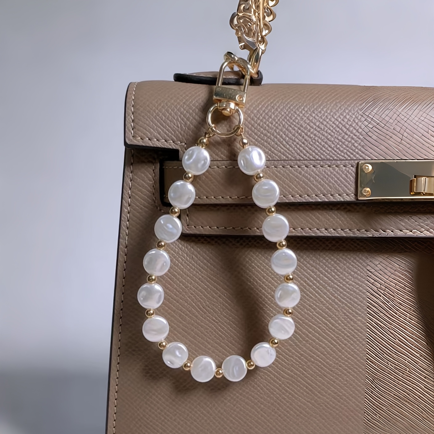 TEMU 1 Porte-clés Doux et Élégant, Breloque de Sac à Boucle Dorée de Luxe Léger de Style Français, Accessoire de