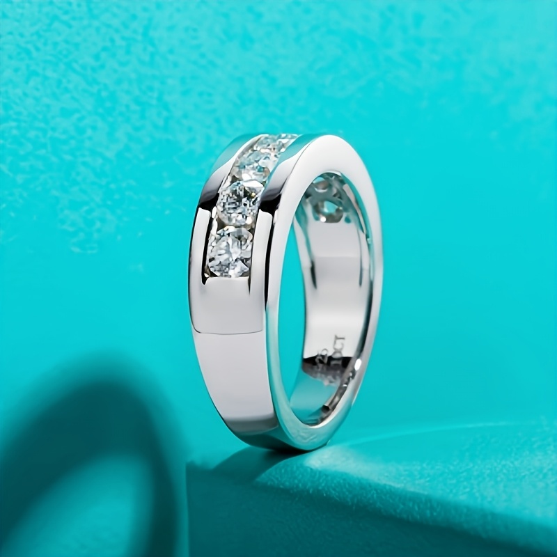 S925 Silver Inlaid 2.1 Carat Moissanite Engagement Ring, Unisex