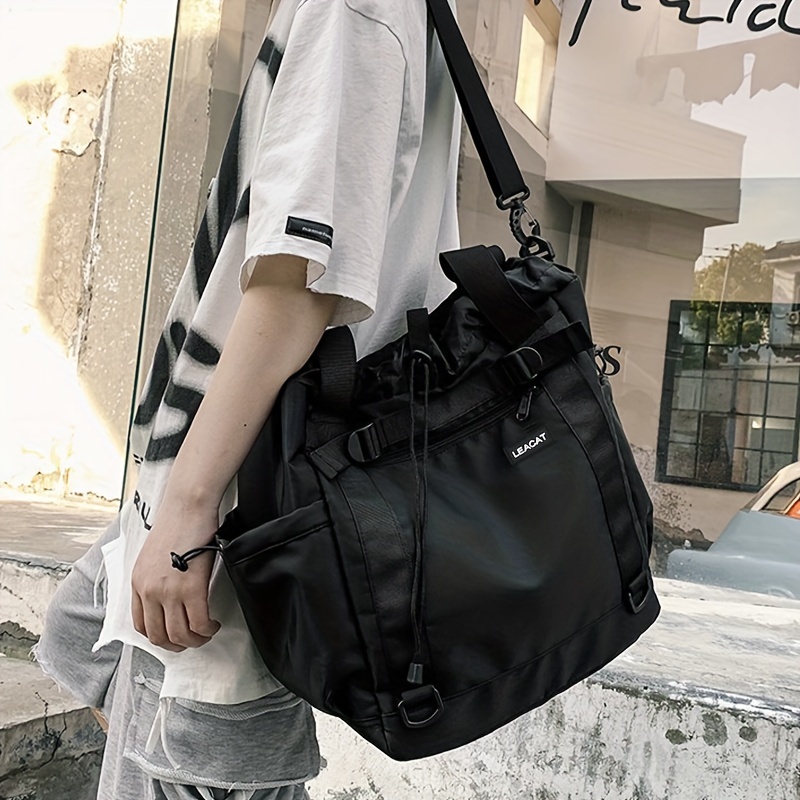 

Nylon Larger Shoulder Bag For Men, Hiphop Style Street Sport Bag, Gym Fitness Wash Storage Bag, Leisure Travel Bag