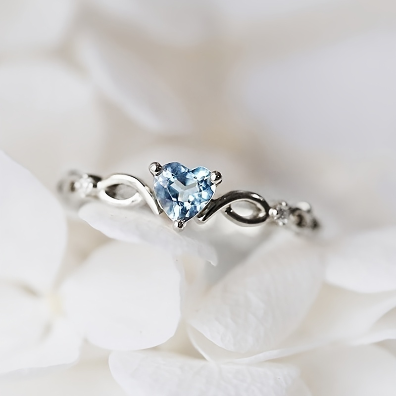 E-shop 1 Eleganter Damen-Herz-Rubin-Verlobungsring - Luxuriöser Goldton mit Synthetischen Edelsteinen, für Hochzeiten, Partys, Jahrestage &