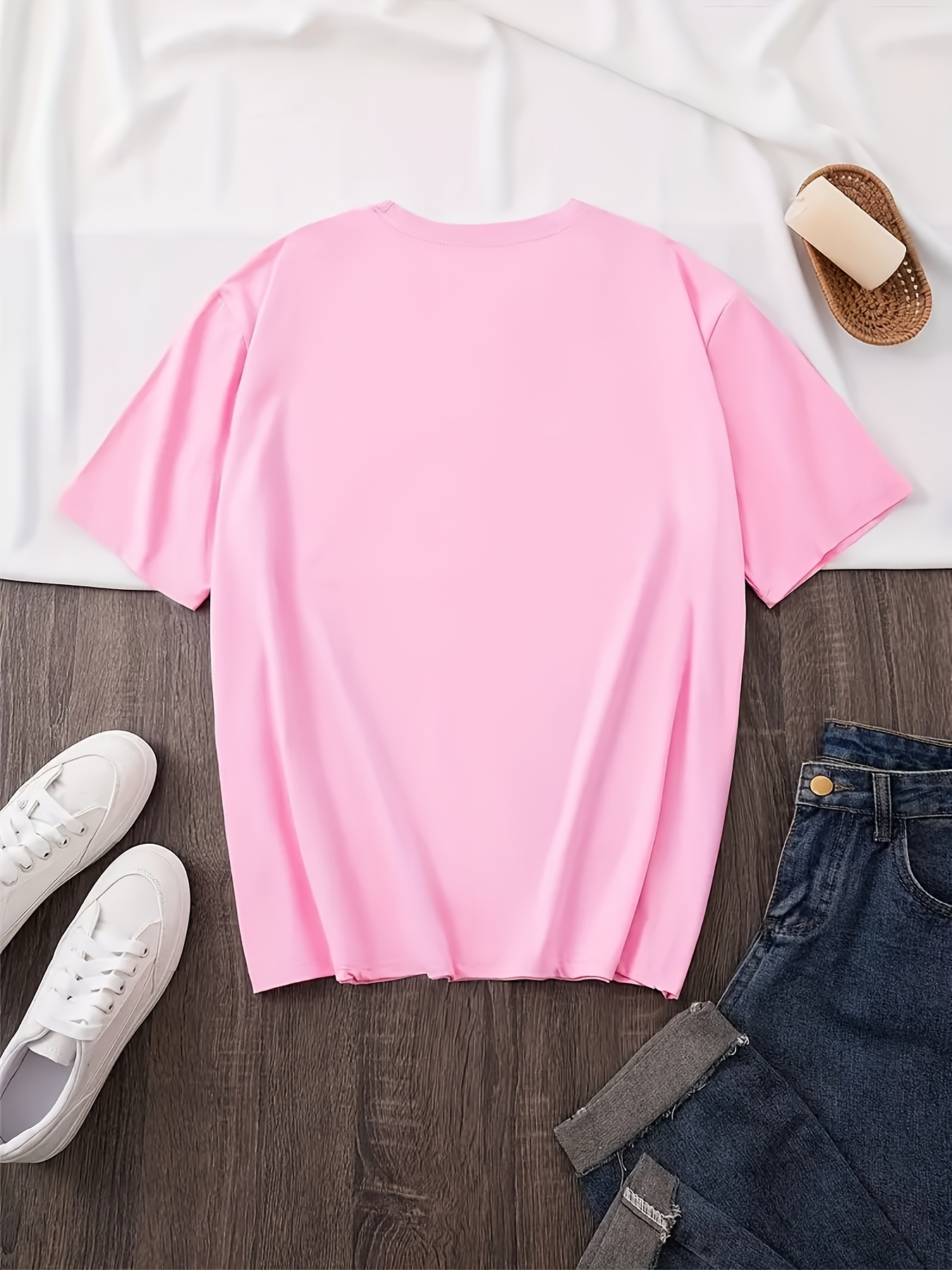 Women'S Casual Crew Neck T-Shirt with Cute Cartoon Print, Short Sleeve, Regular Length, Slight Stretch Fabric, Pink Tigger Design, Soft Polyester Material, Perfect for Casual Attir