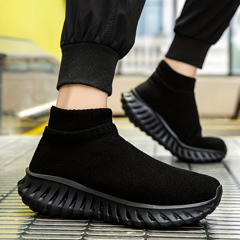 New Winter Collection of Thick-Soled Oversized Unisex Shoes, Warm Mid-Top Couple Shoes, Easy Slip-On Soft Casual Walking Shoes