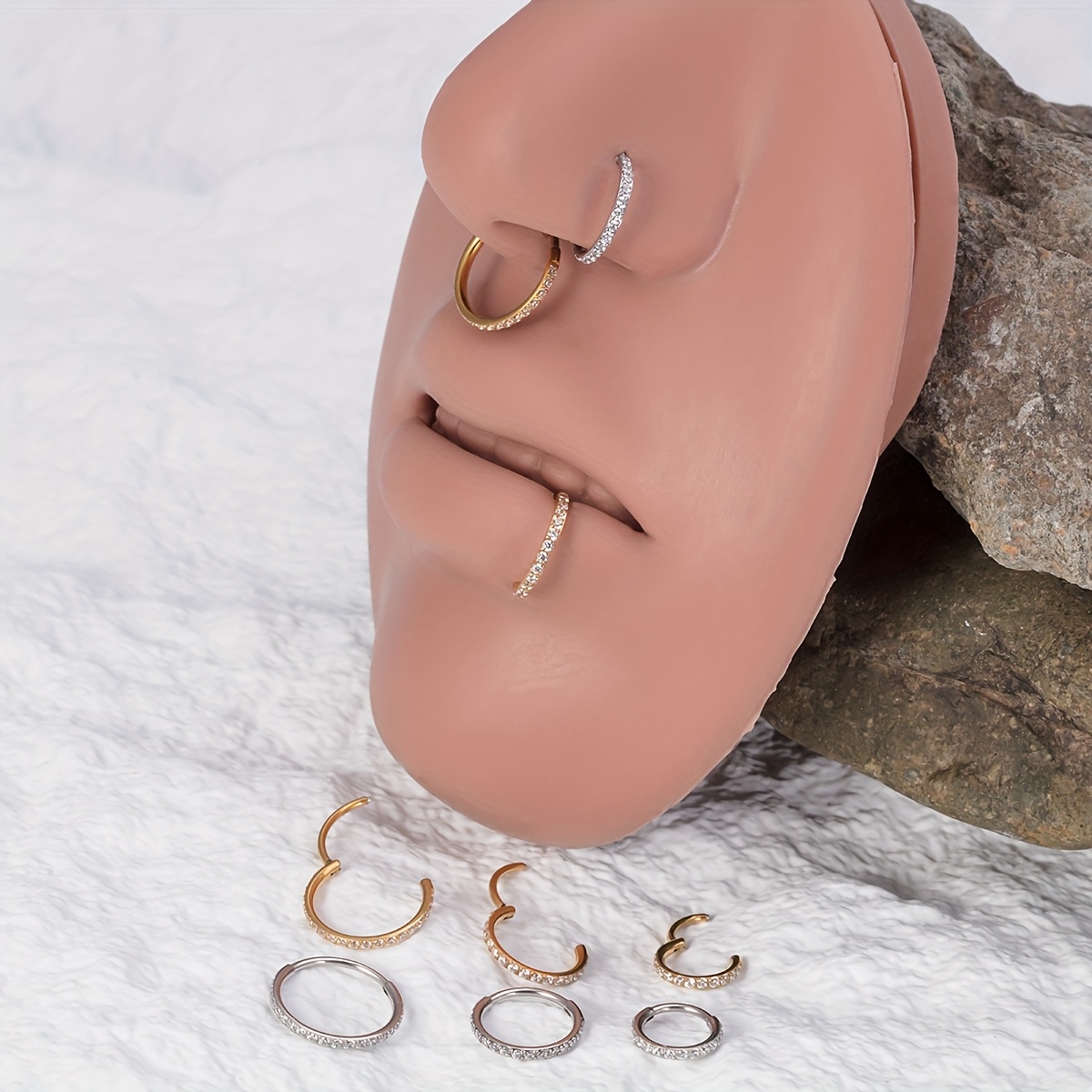 Synthetic Zirconia Hinged Nose Ring, Vintage Style for Daily Wear