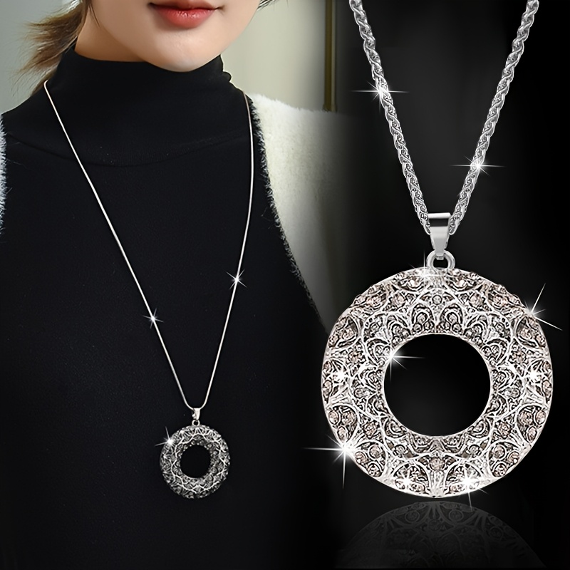 Image of 1pc Luxury High-end Rhinestone Geometric Circle Sweater Chain, Long Necklace Accessory For Autumn And Winter Clothing