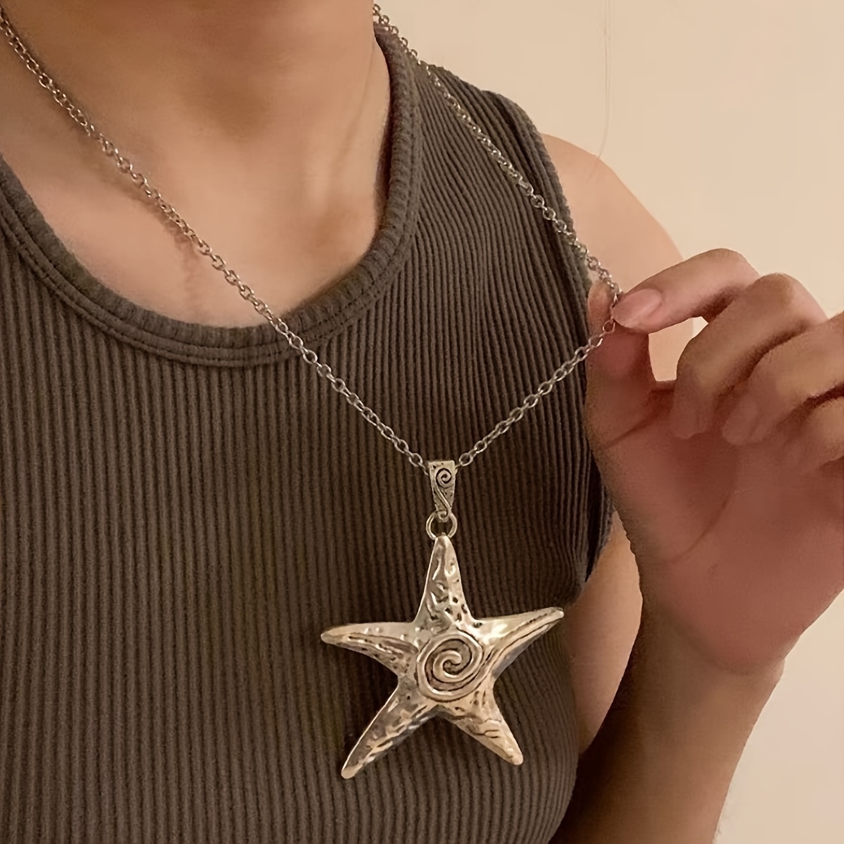 

Sweet Cool Star Pentagram Pendant Necklace Exaggerated Starfish Personality Fashion Temperament Versatile Daily Party Travel Wear Jewelry