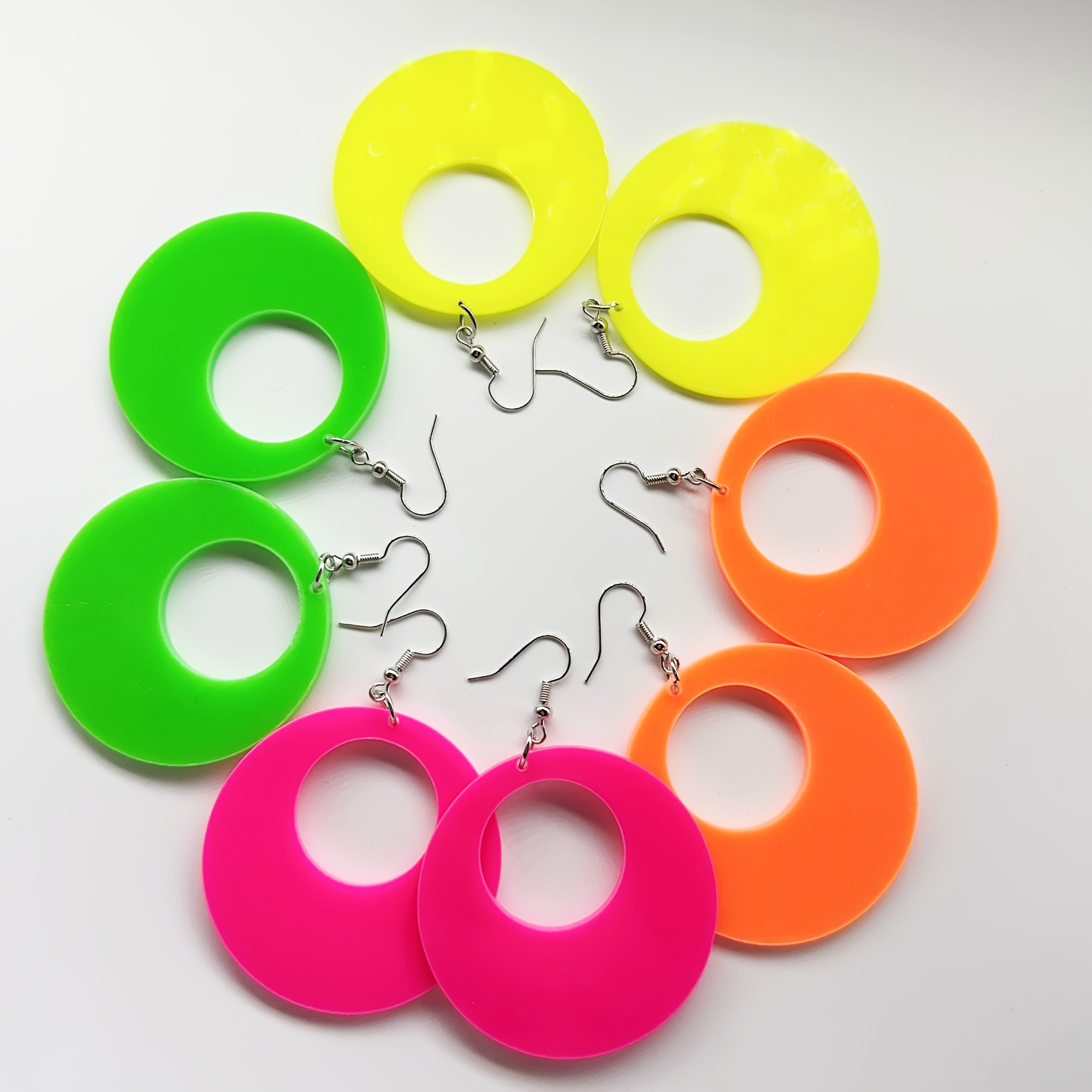 4 Pairs Of 80s Carnival Women's Neon Light Hollow Earrings, Retro Earrings, Party Clothing Additions
