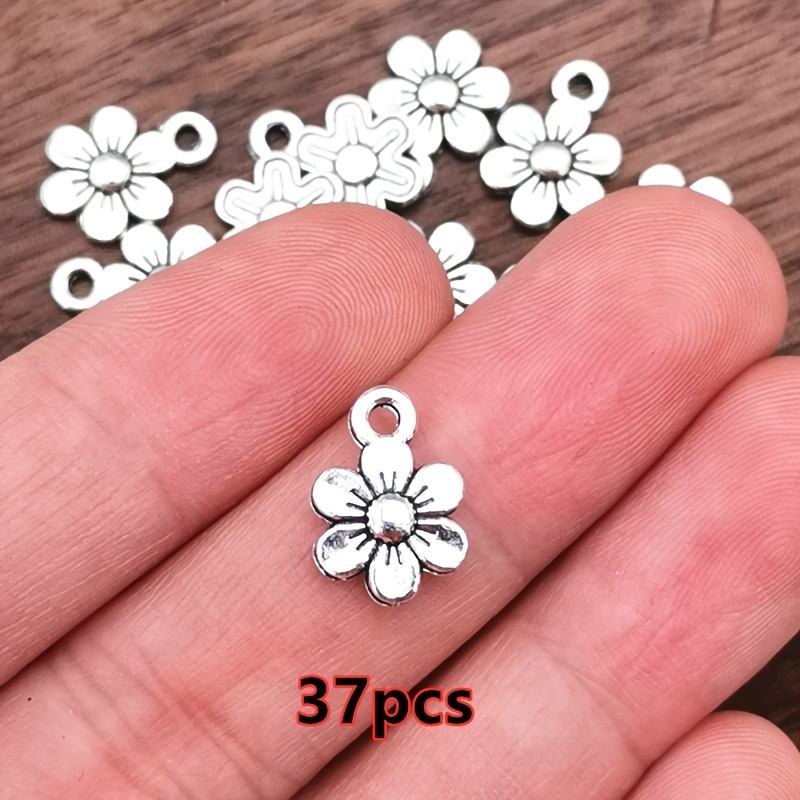 TEMU 37pcs Of Beautiful Floral Charm Pendants, Fashionable Pendants For Women, Bohemian Style Jewelry Additions, Handmade Jewelry Making Components