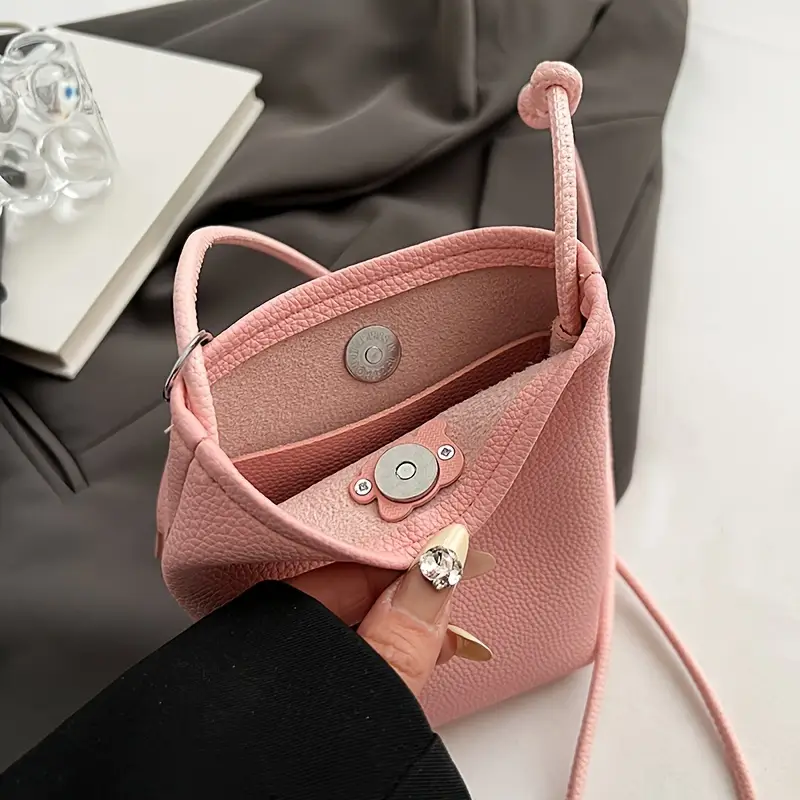 fashionable casual lightweight shoulder bag crossbody bag shopping date travel details 4