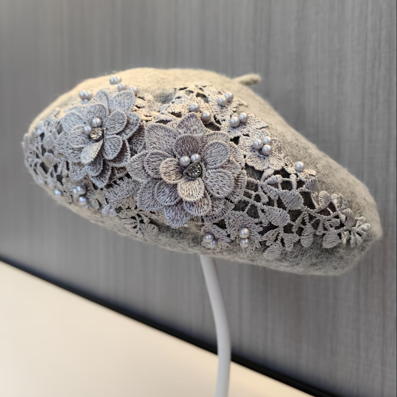 TEMU Elegant Beret With Embroidered Design And Rhinestone Embellishments - Vintage Style, Fashionable Women's Painter Hat, Suitable For Parties And