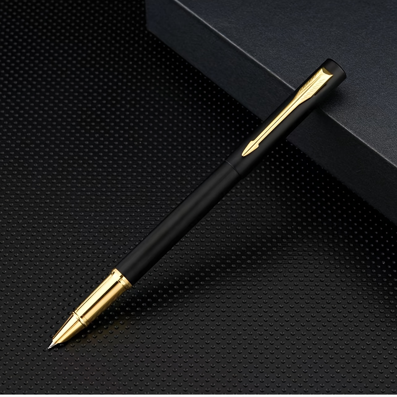 TEMU 1pc Deleyw Ergonomic Metal Fountain Pen - Sleek Black With Golden Accents, Medium Nib, Snap Cap - Ideal For Business & Office Gifting