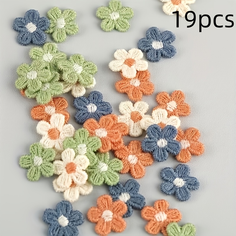 TEMU Aleatorio de 19 piezas , parches de flores de margarita bordadas, apliques florales 3D, pegatinas decorativas, modificaciones de ropa, adecuadas