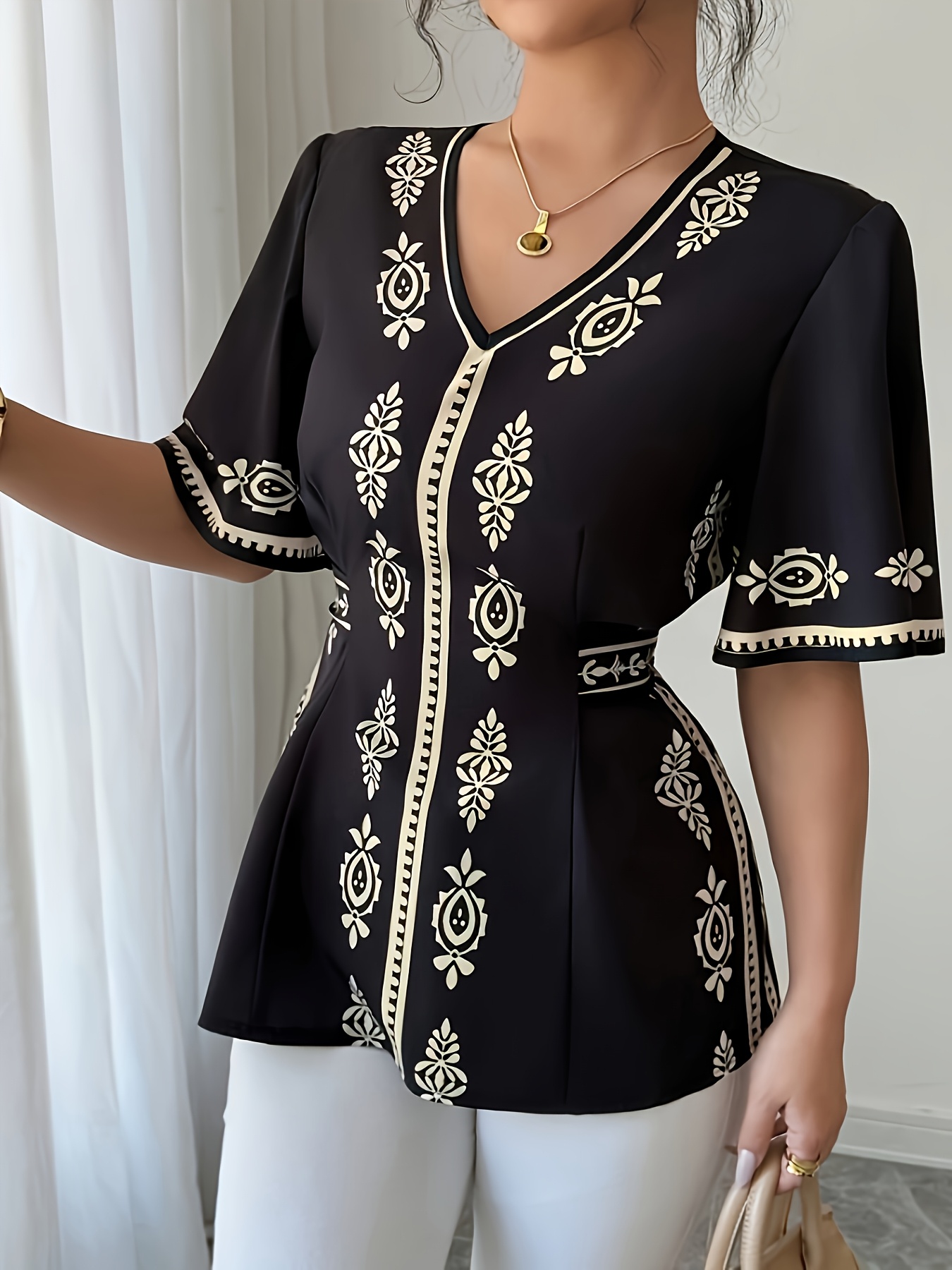 blusa cuello geométrico en época Temu Dominican Republic