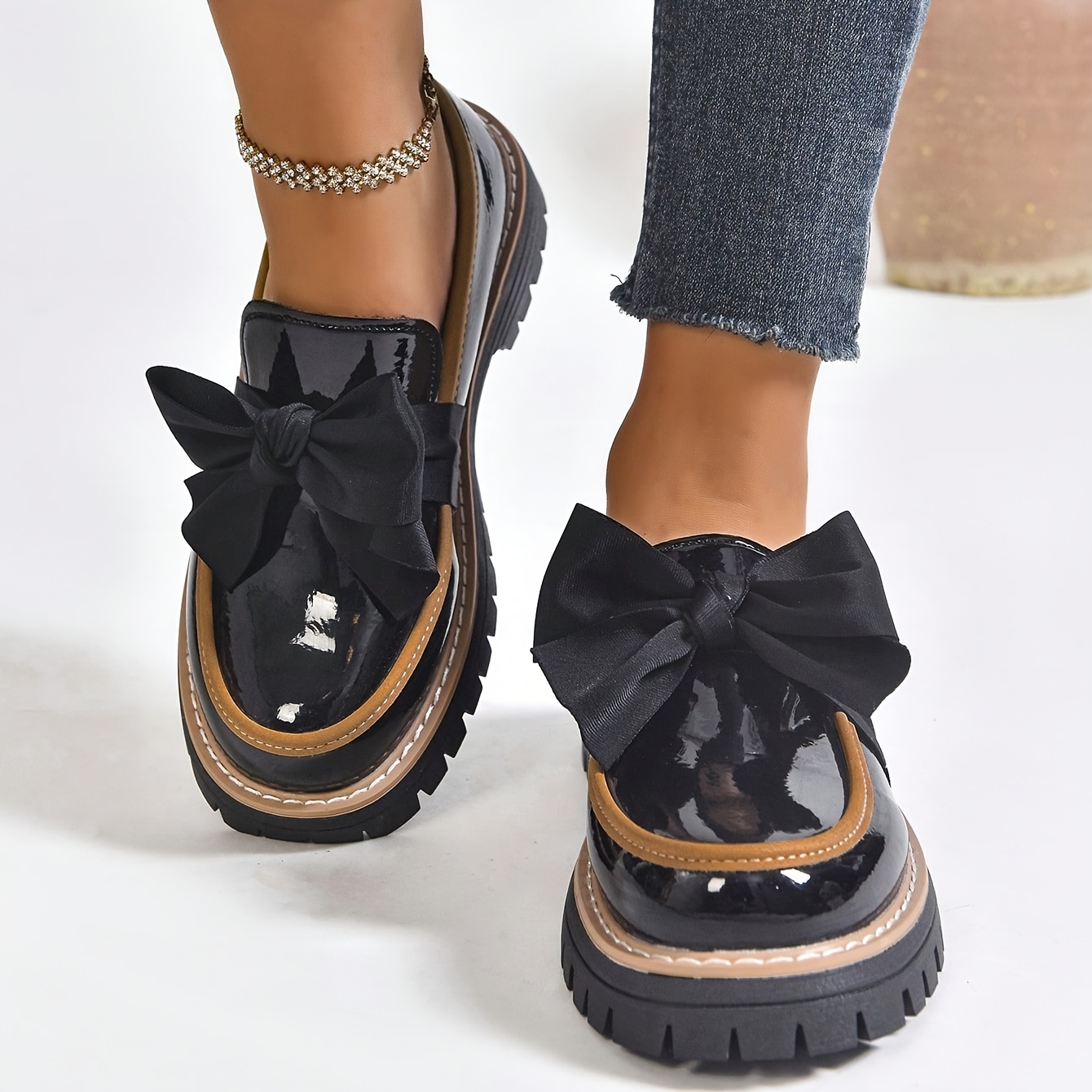 Elegant Women's Bow Decor Thick Sole Loafers