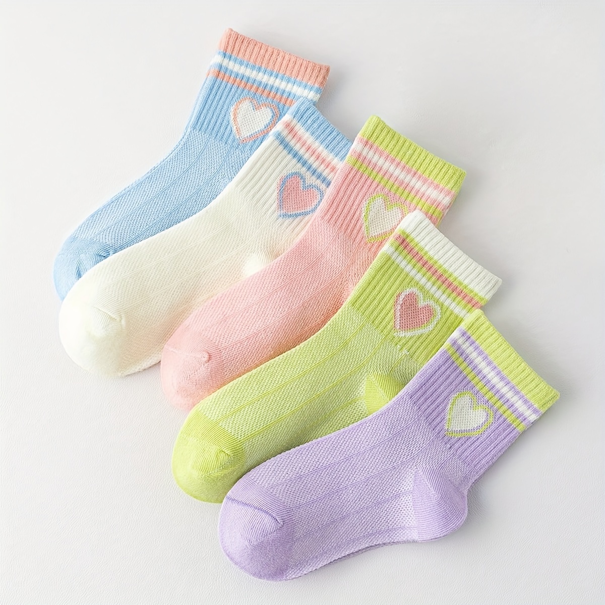 

5 Pairs Of Girl's Colour Block Love Heart Pattern Crew Socks, Comfy Breathable Casual Soft & Elastic Socks, Spring & Summer