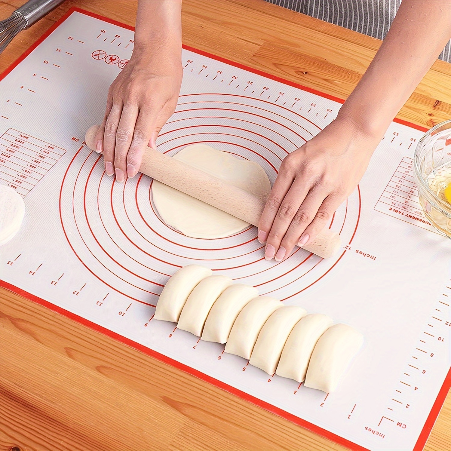 

Extra Thick Silicone Pastry Mat - Non-stick, Multi-use Baking & Dough Rolling Mat, Oven Liner, Fondant Countertop Pad (16" X 23")