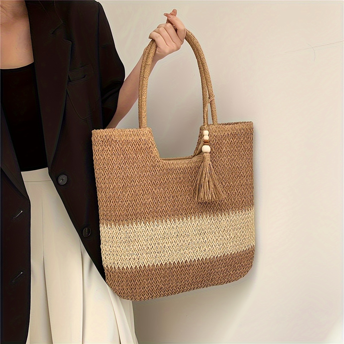 

Women's Summer Straw Tote Bag, Two-tone Design With Tassel Charm, Casual Shoulder Beach Bag