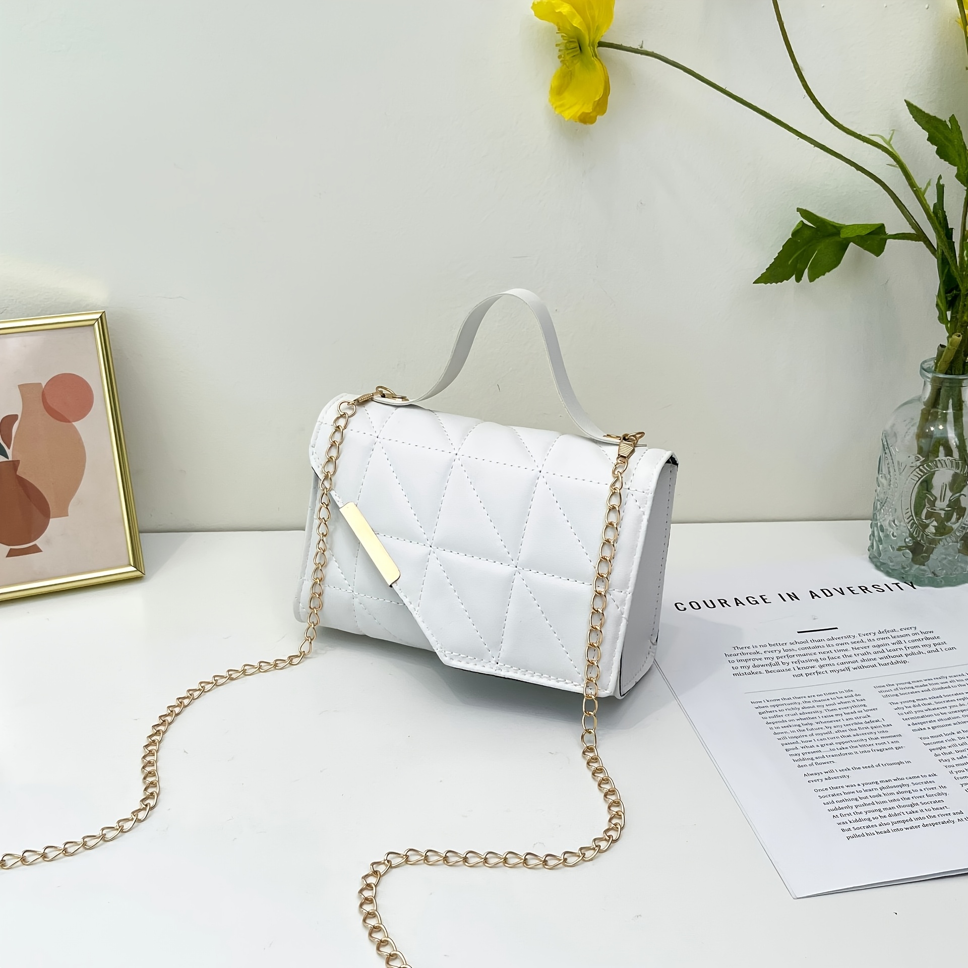 trendy square bag features diamond pattern