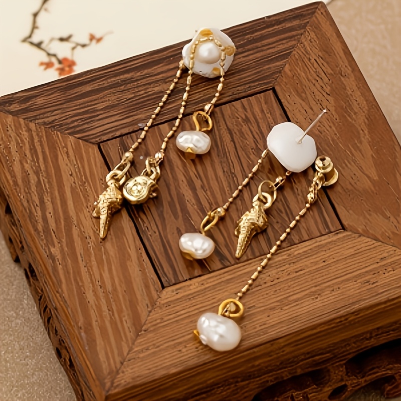Niche Design Imitation Pearl Tassel Stud Earrings
