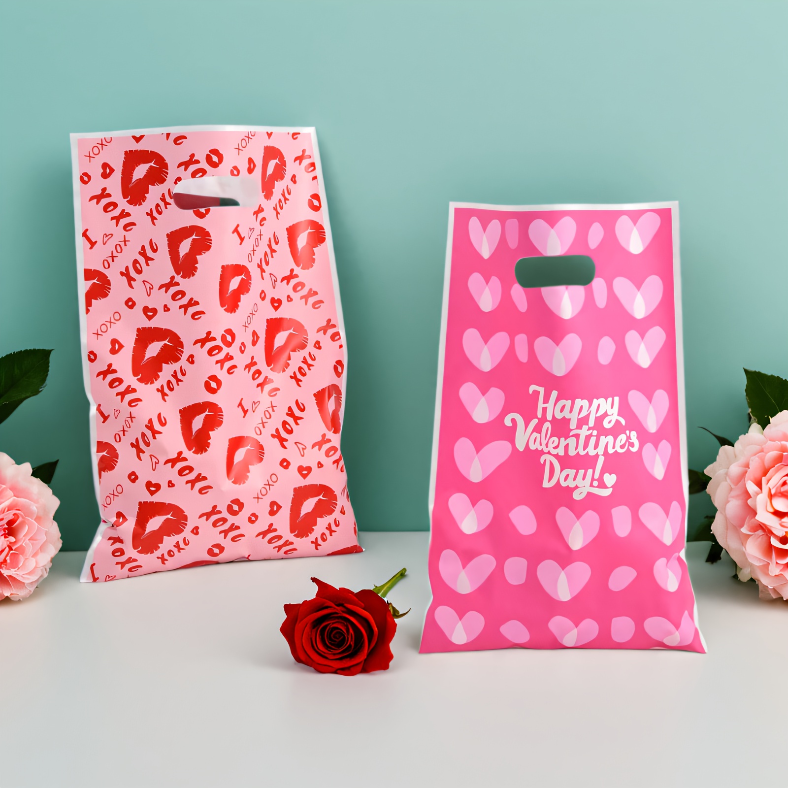 

30pcs/50pcs Random 4 Pattern Valentine's Day Gifts, Valentine's Day, Pattern Gift Bags - And Lightweight Shopping Bags, Suitable For Weddings, Birthdays And Festivals