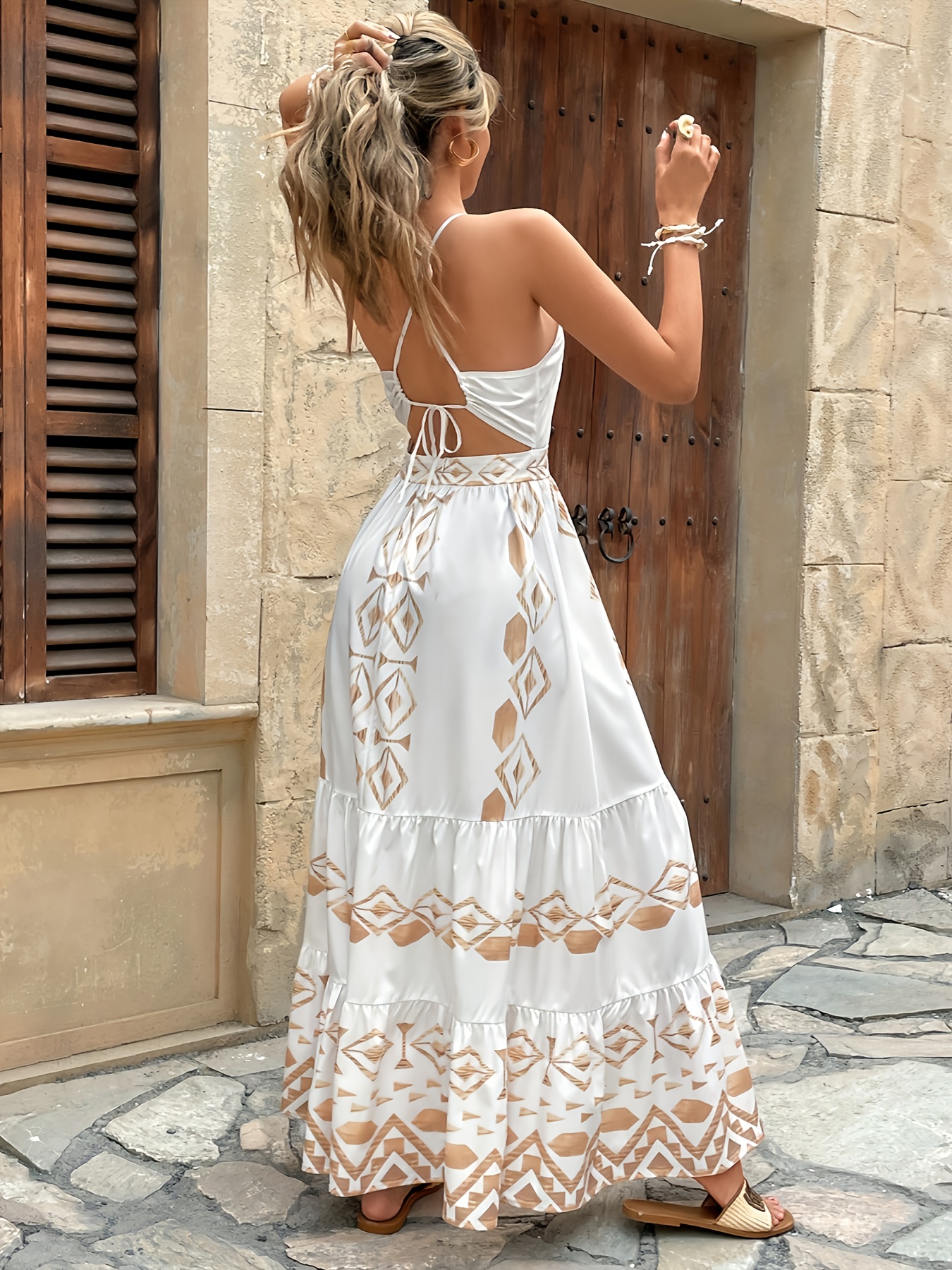 A Long Backless Sundress * a Beach Vacation in * Ideal for Photos And  Summer *