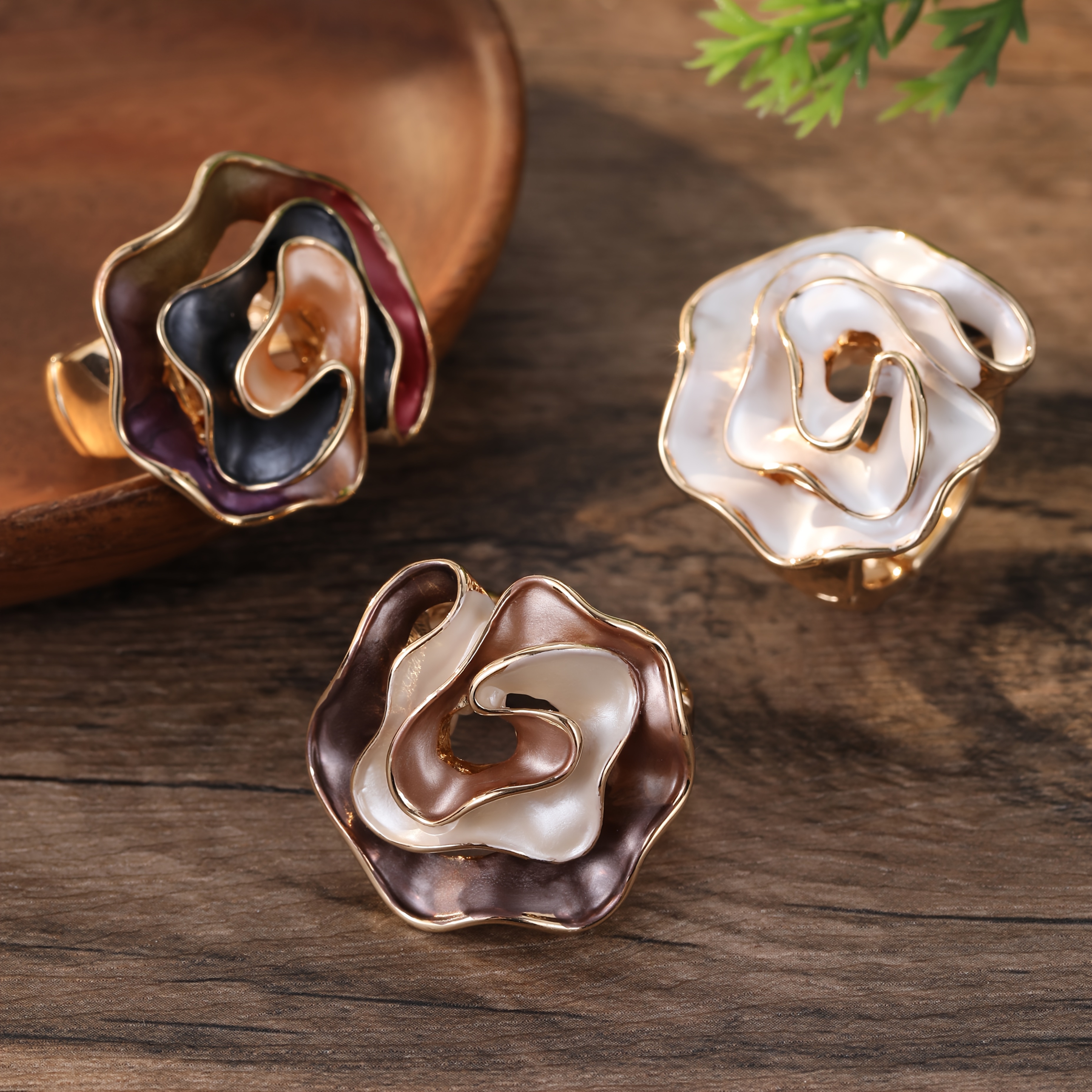 Women's 2pcs Plated Enamel Flower Adjustable Ring Set