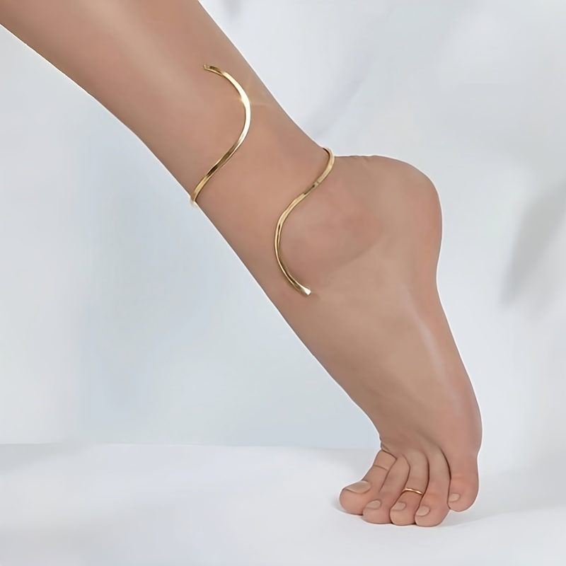 

1pc Twisted Line Anklet For Women, Vintage Elegant Style, Unique , Fashionable Exquisite Foot Jewelry For , Brass Material, Suitable For Thanksgiving & Valentine's Day, Party Wear