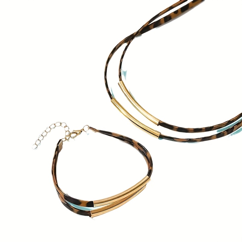 Vintage Golden Tone Necklace & Bracelet Set with Intricate Patterns