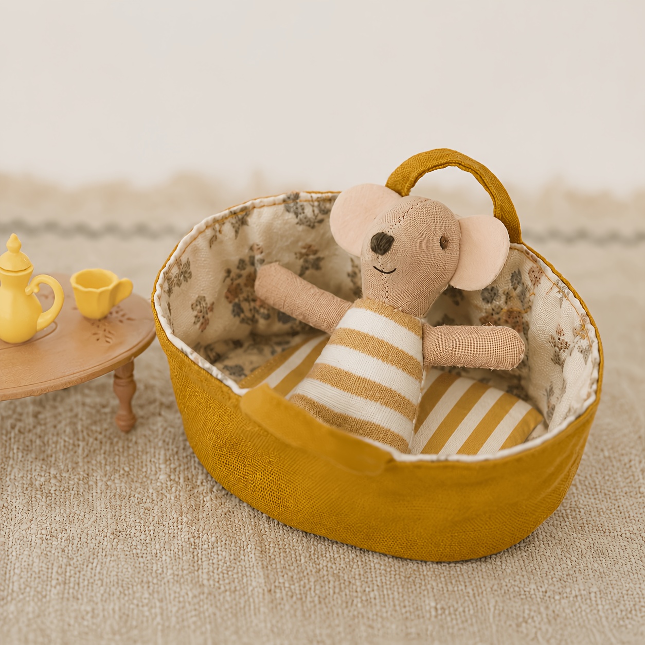 Image of Nordic Style Mini Mouse Doll Set, Children's Room Decorative Fabric Storage Basket Cradle, Little Mouse Doll, Animal Pretend Play Doll, And Mother Mouse, Christmas And Halloween Gift