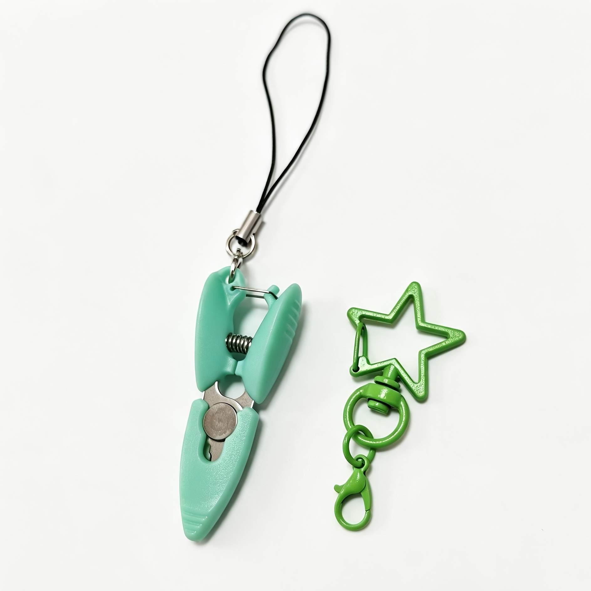 TEMU Mini Scissors+star Lobster Buckle -2in Total, Available In Black/pink/white/green/blue. The Star Lobster Buckle Hung On A Bag And With You. A