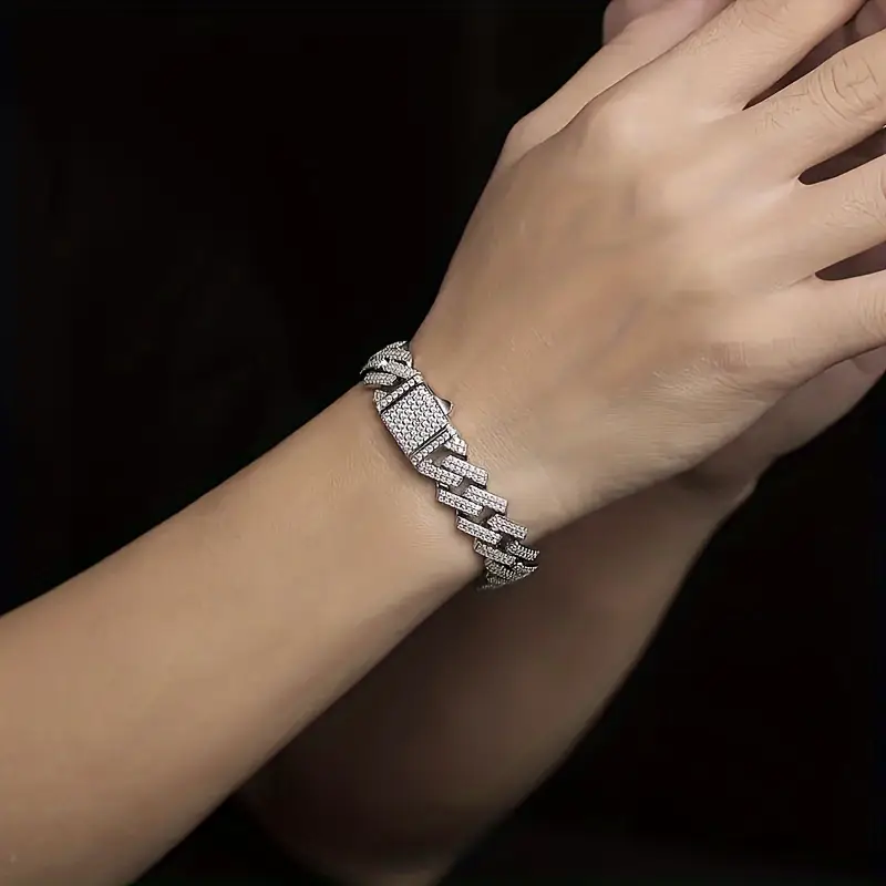 Bracelet Styling
