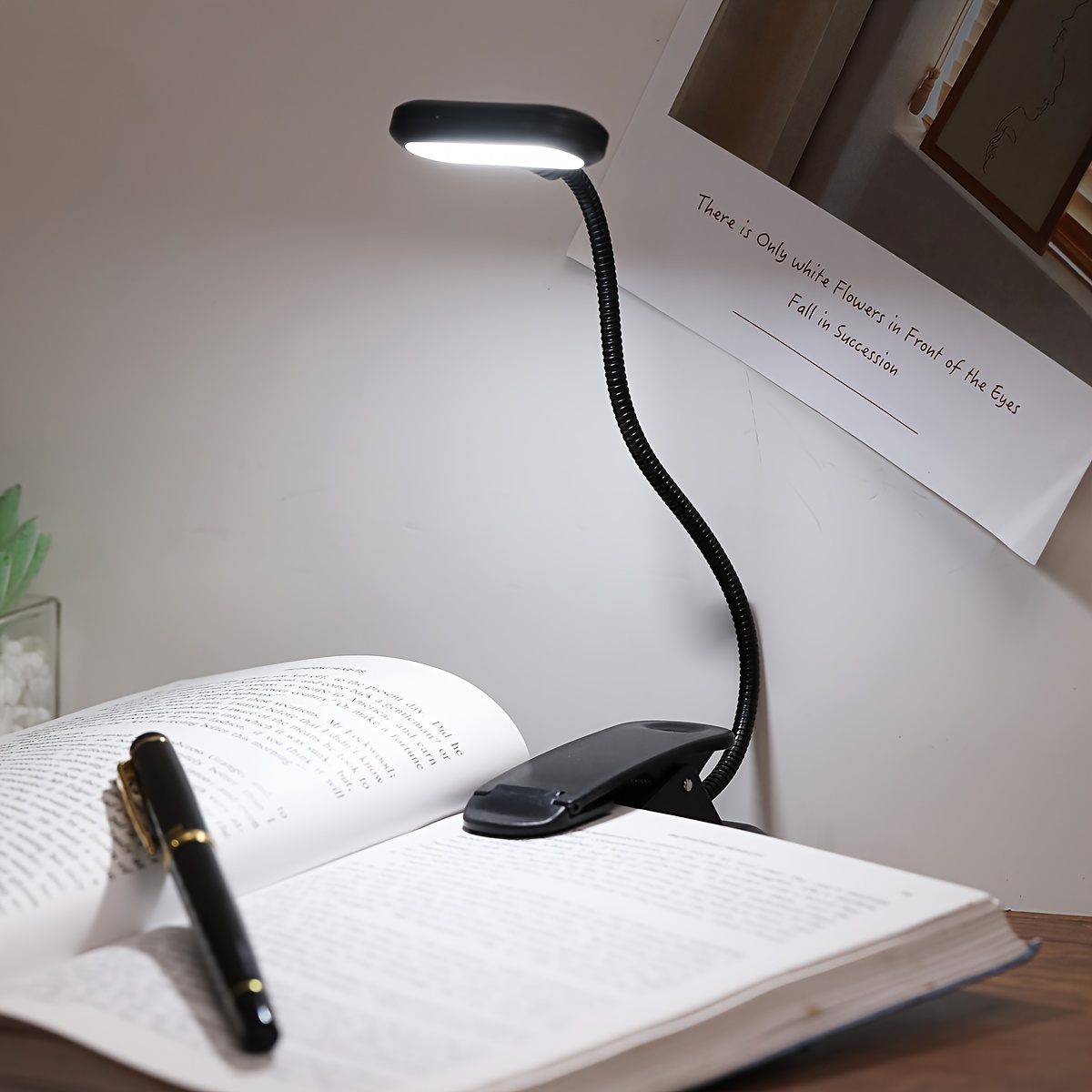 1pc Clip On Book Light, Battery Powered Flexible Reading Lamp, Desktop  Small Table Lamp, Portable Small Night Light For Room Decor