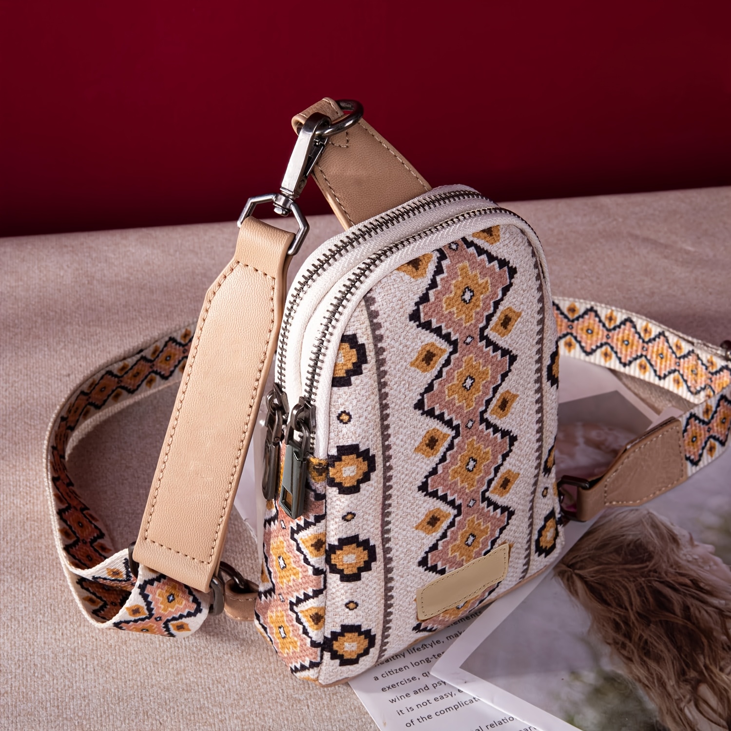 

Patterned Bag, Crossbody Bag, Double And Double For Carrying, Suitable For And