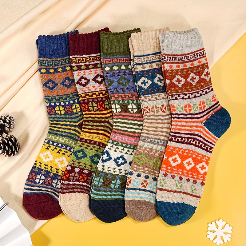 5 Pairs Of Autumn/winter Warm, Moisture-wicking, Thickened Vintage Unisex Long Socks