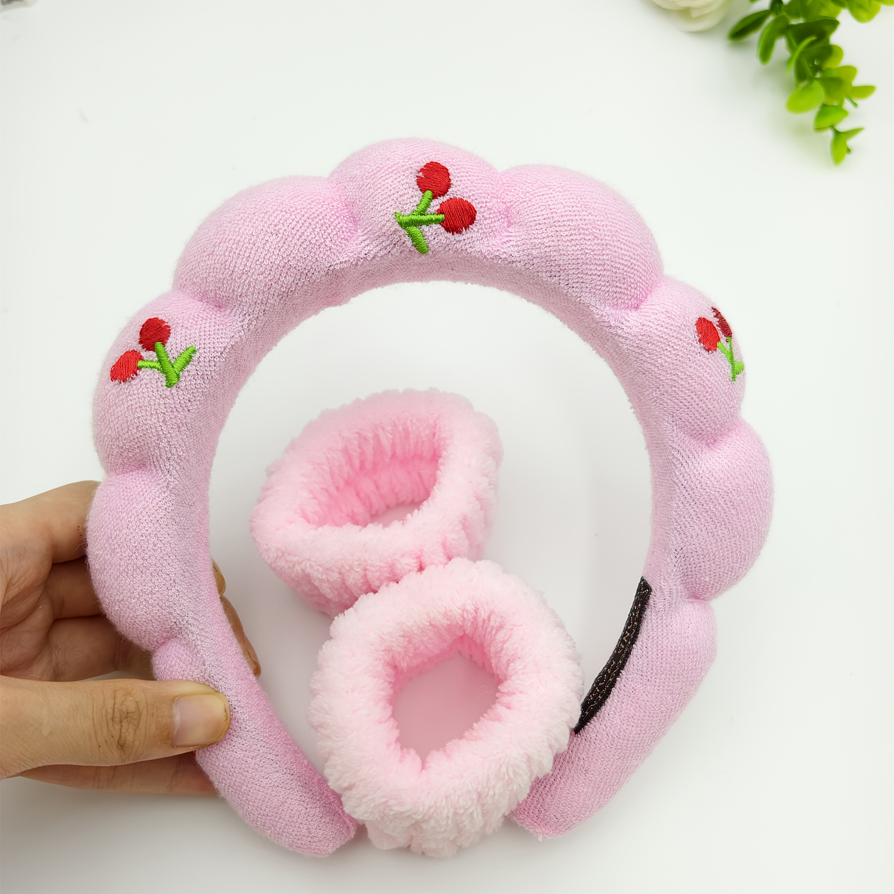 TEMU Lot de 3 bandeaux hauts crâniens avec cerises brodées mignonnes et nuage, serre-tête serviette doux et avec bracelets , ensemble d'accessoires