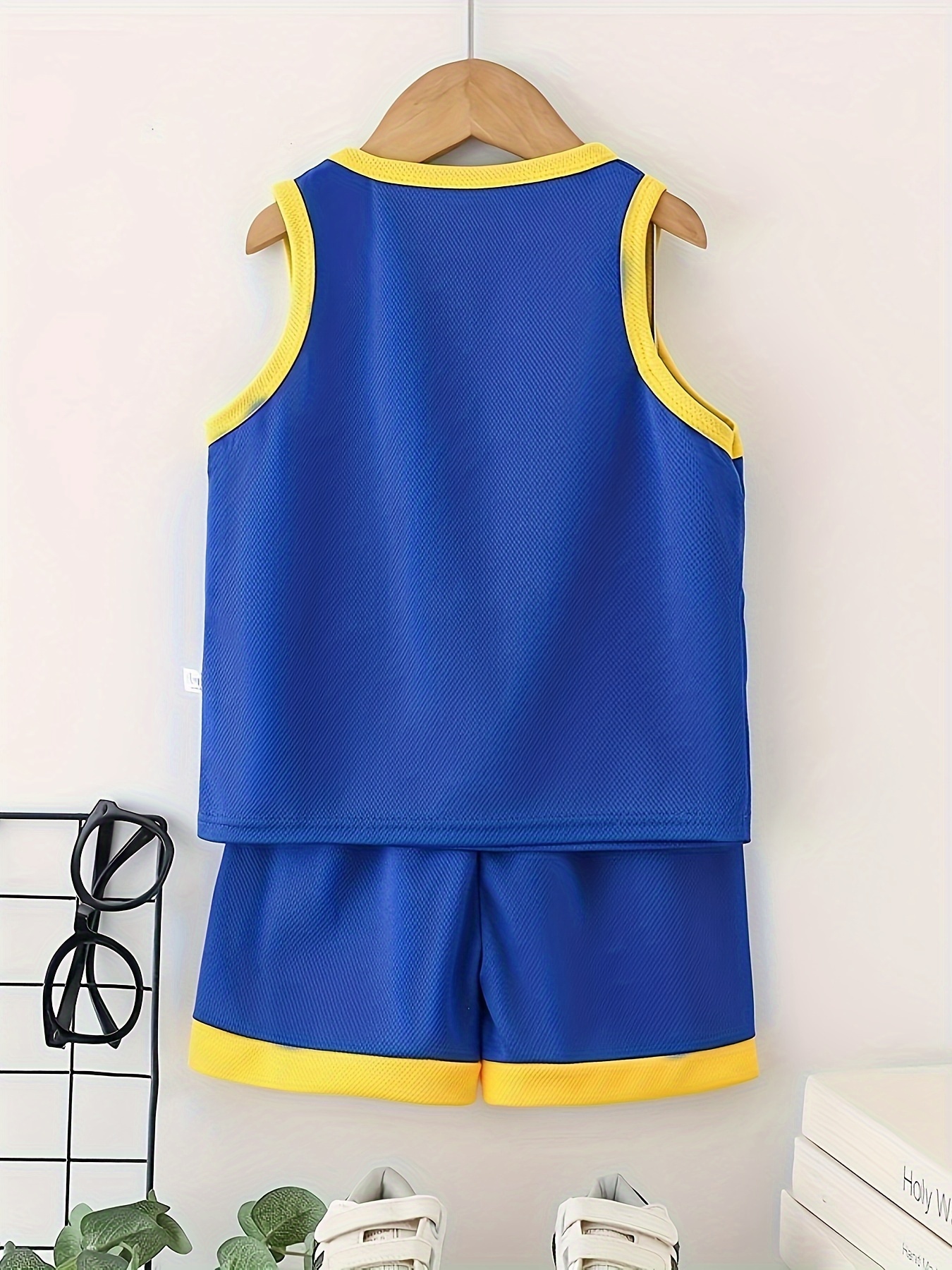 ensemble de maillot de basket et short pour jeunes #23 -  , 100% polyester, tenue de sport respirante   manches avec imprimé lettres pour garçons & filles, idéal pour  /été, parfait pour lextérieur 1