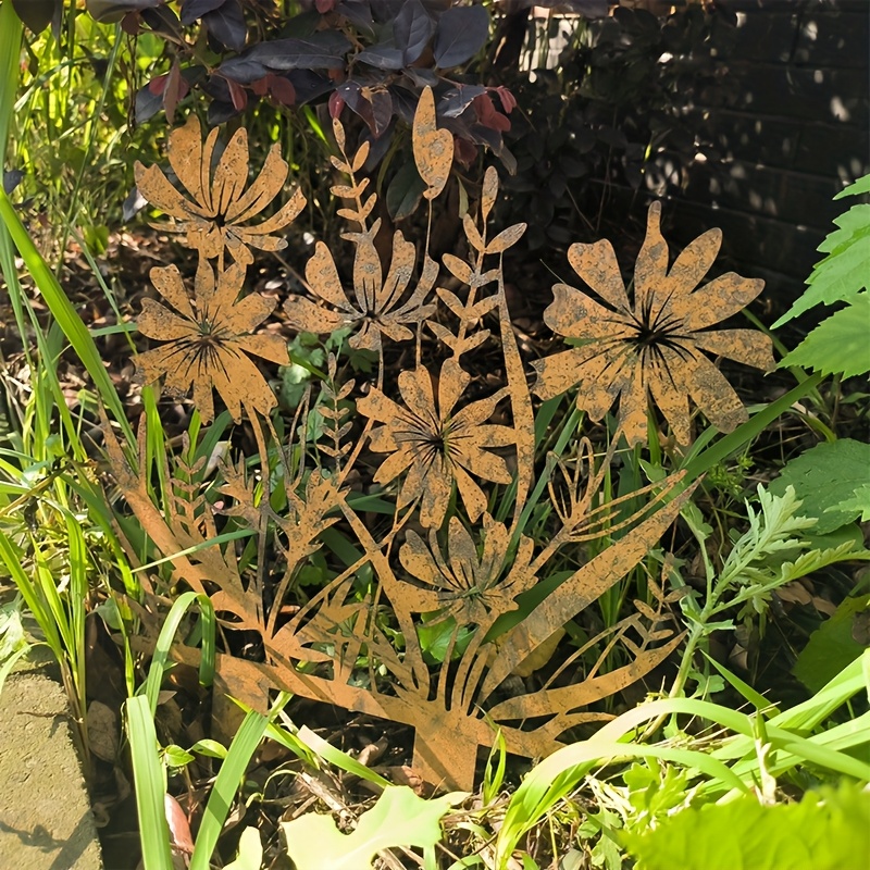 Image of A New Floral Arrangement For Garden Decoration, Featuring A Rustic Style And , Suitable For Occasions And Festivals, Outdoor Use, And As A Pot Embellishment, Making It A Great Gift