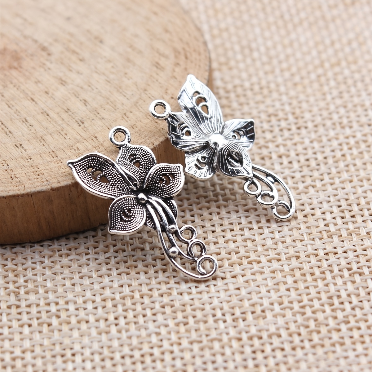 25pcs Charming Zinc Alloy Hollow Flower Earring Pendants