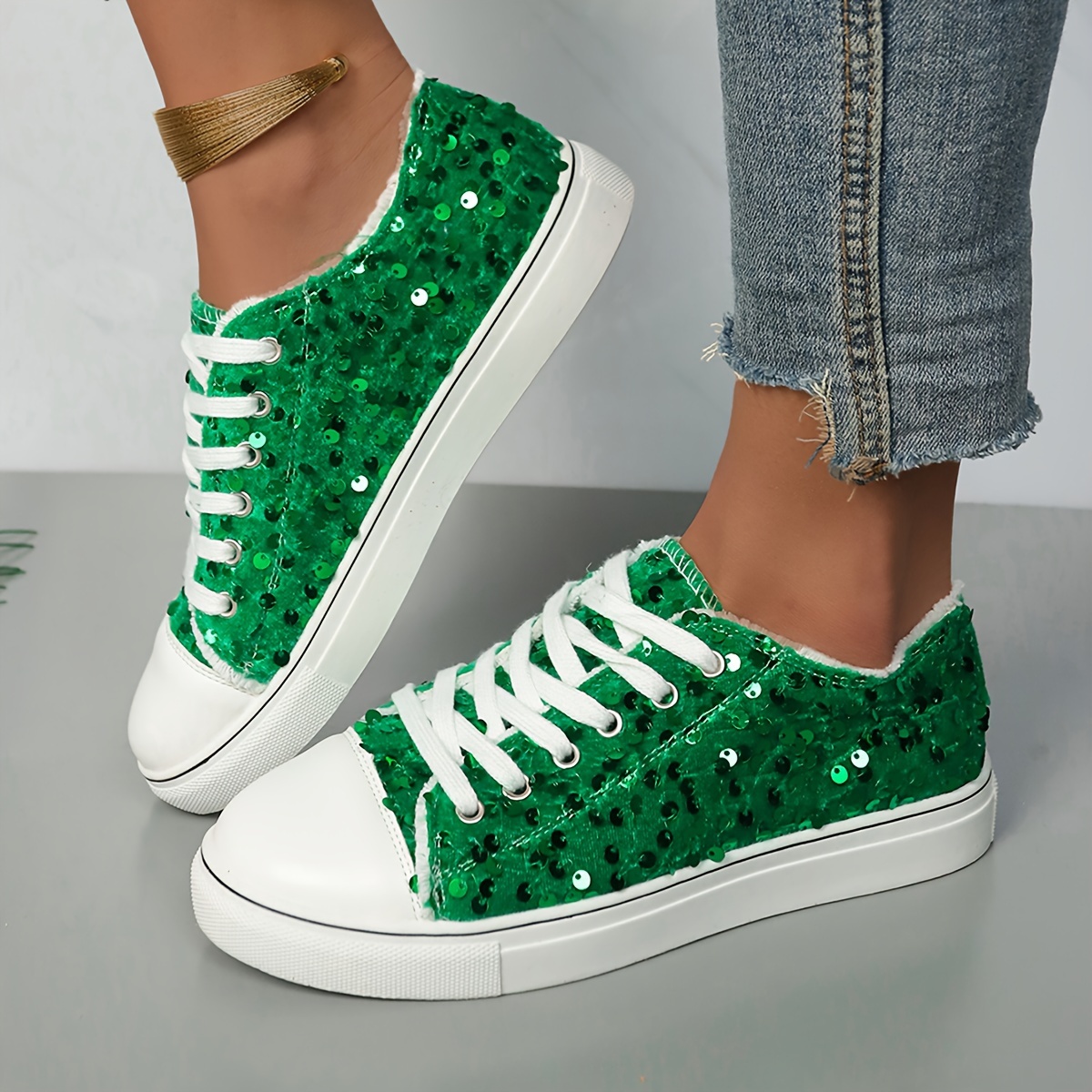 

Women's Sequins Decor , Up , Low Top