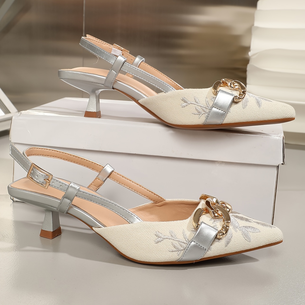 zapatos de tacón de aguja elegantes para mujeres, zapatos de punta de moda, floral hueco para fiestas con de 2