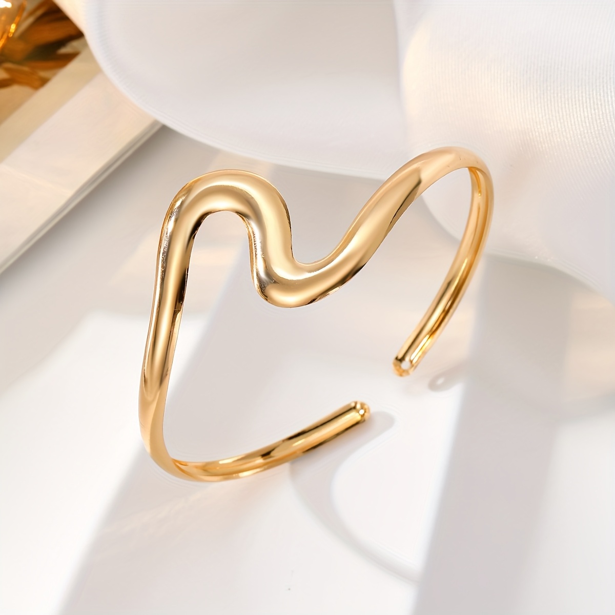 Random Adjustable Arm Ring Set for Women
