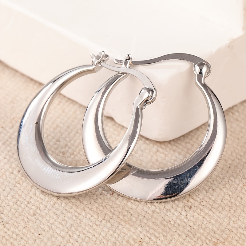 TEMU Aretes de aro plateados, fáciles y elegantes, ideales para las reuniones de mujeres, adiciones , regalos perfectos para las fiestas