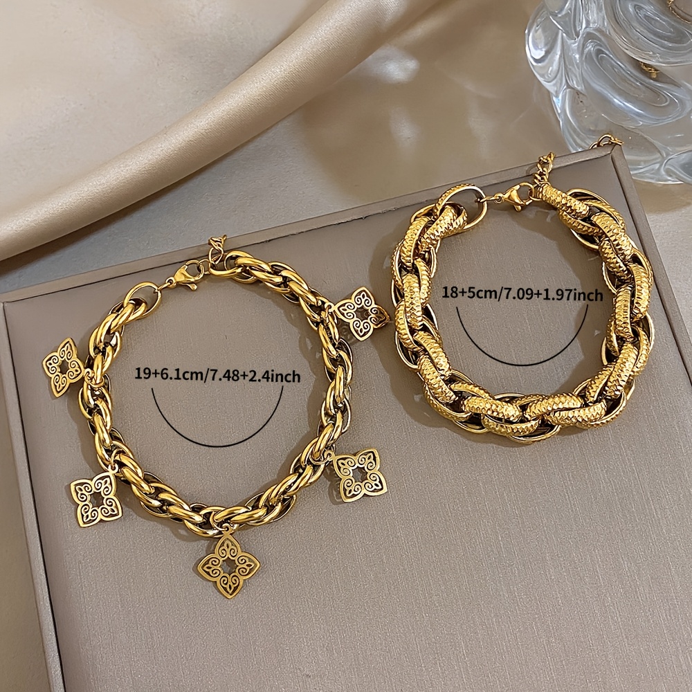 18K Gold-Plated Thick Floral Pendant Bracelet