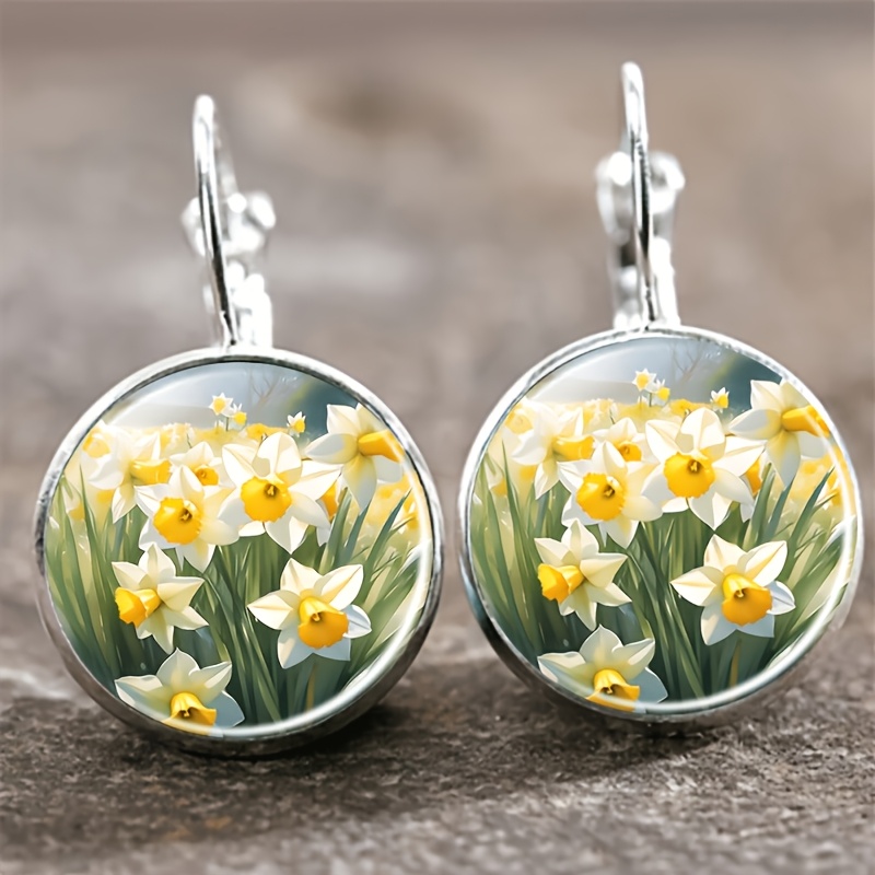 TEMU 2pcs Set Of Round Glass-inlaid Base Versatile And Exquisite White Earrings. Showcases A Blooming Daffodil With Vibrant Colors, Primarily White