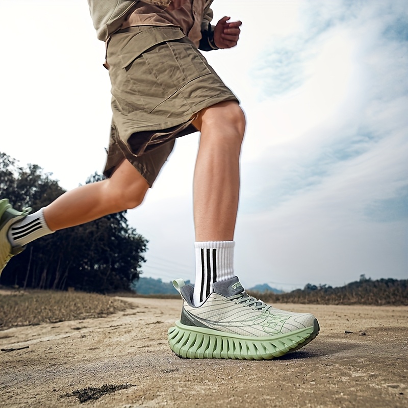 Men's Casual Sneakers, Road Running Shoes, Outdoor Trail Running Shoes, Slip-Resistant and Durable Mesh Breathable Lightweight Hiking Shoes, Indoor/Outdoor Road Running Shoes, Fashion Sneakers, Fitness Shoes, Large Size Shoes, Track and Field